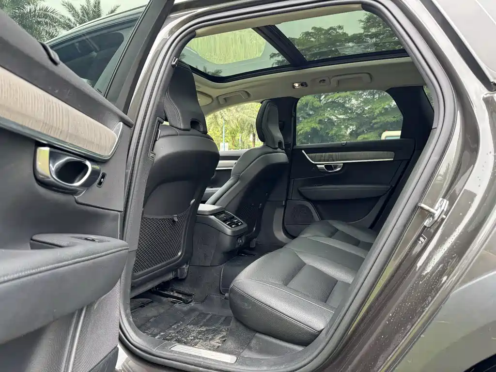 Volvo V90 — миниатюра 13