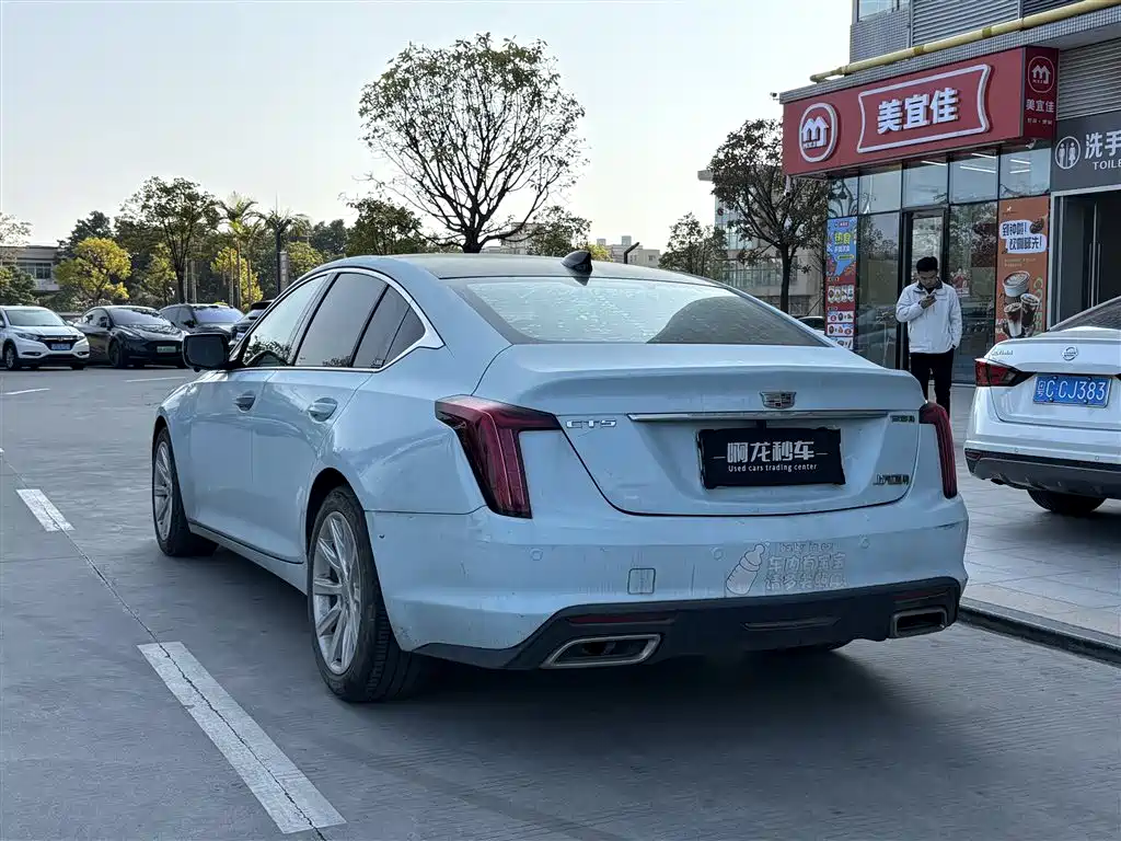 CADILLAC CT5