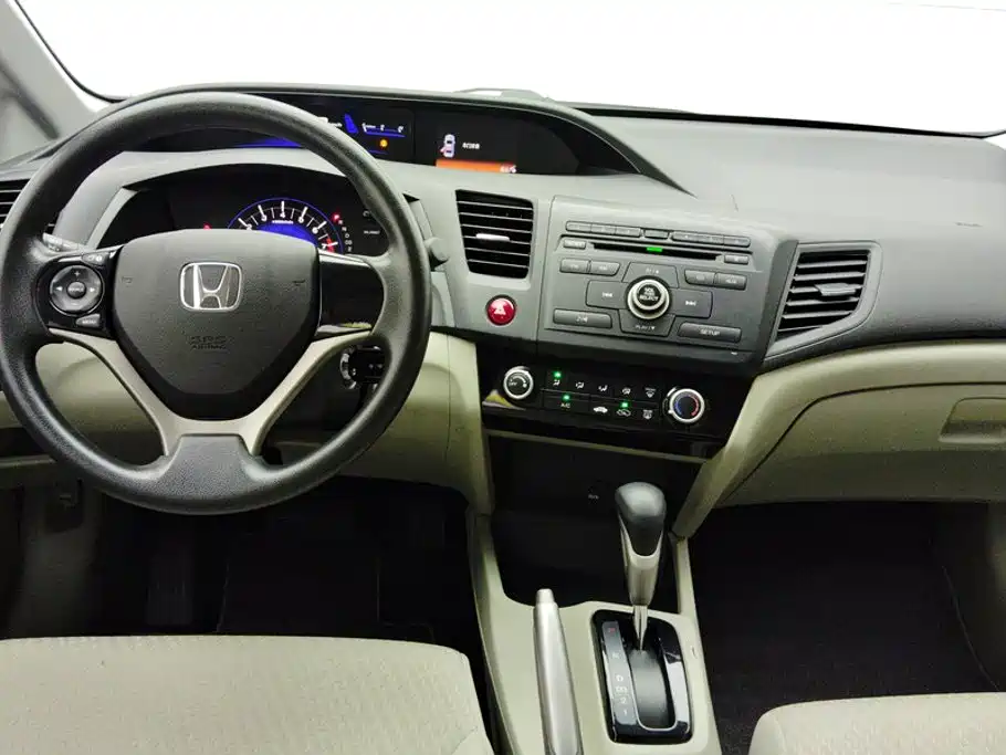 Honda Civic — миниатюра 12
