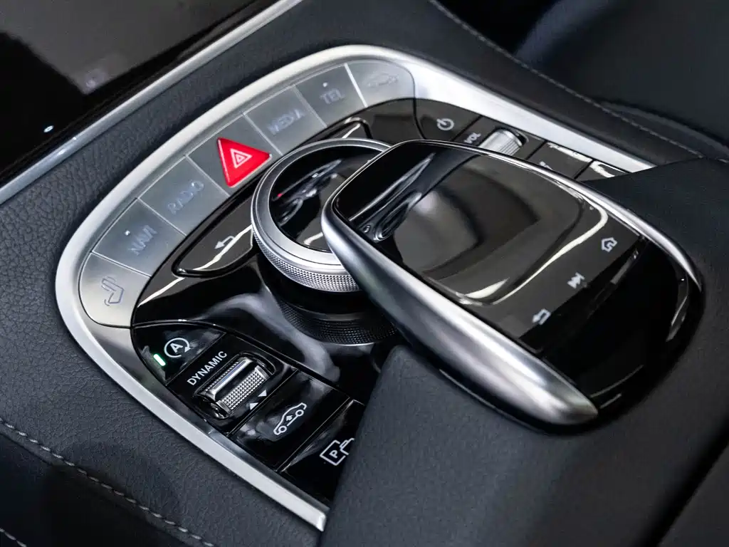 Mercedes-Benz S-Class — миниатюра 9