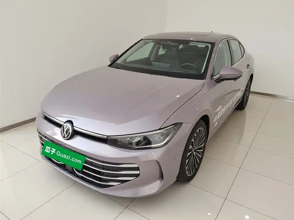 Volkswagen Passat 2024