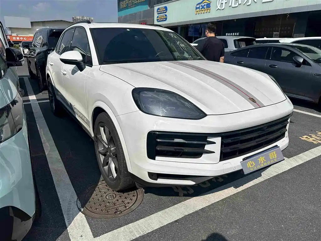 Porsche Cayenne — миниатюра 2