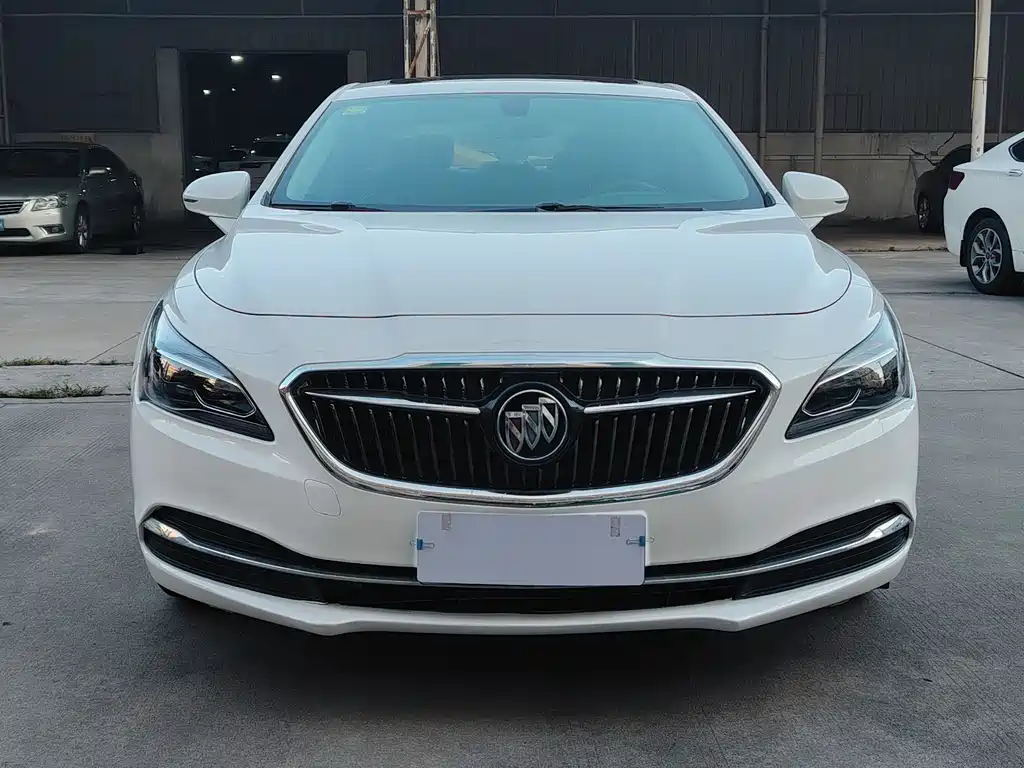BUICK LACROSSE