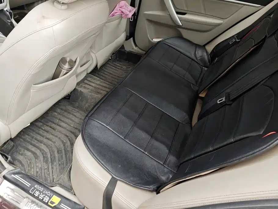 Geely Emgrand — миниатюра 11