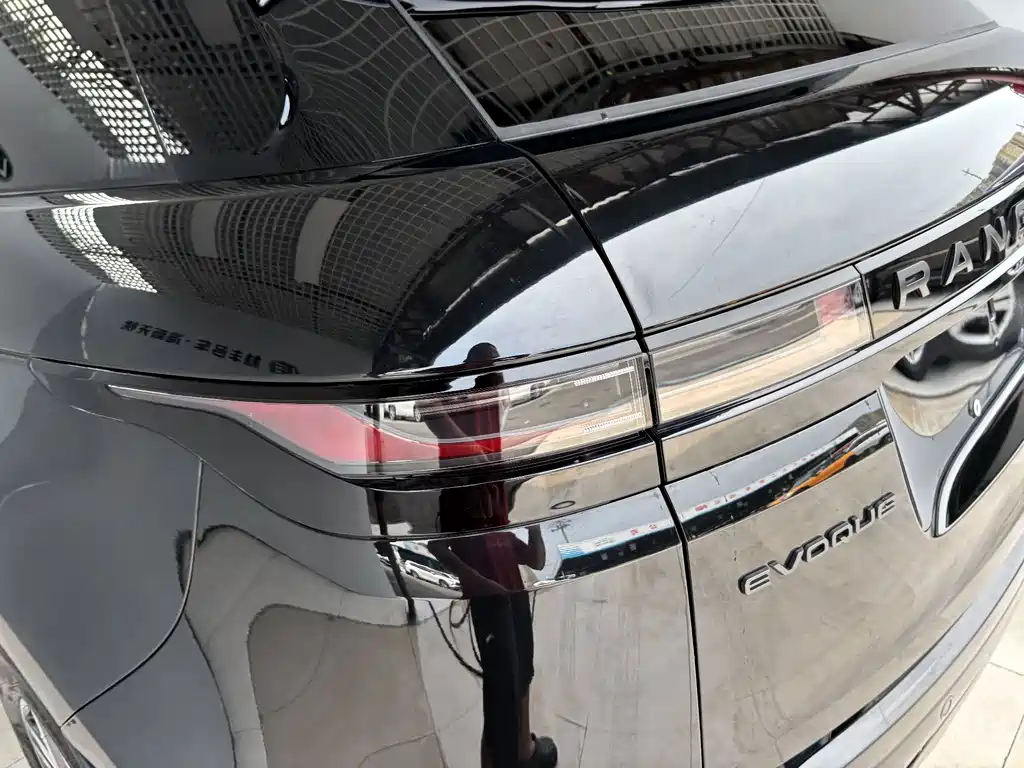 Land Rover Evoque — миниатюра 9