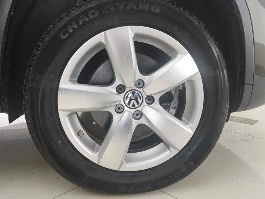 Volkswagen Tiguan — миниатюра 6
