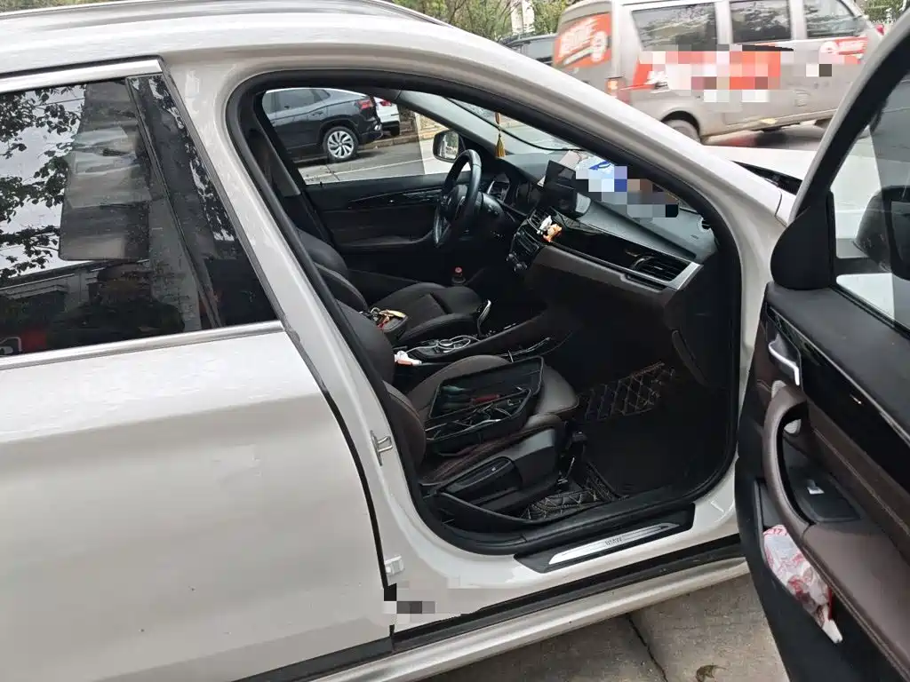 BMW X1 — миниатюра 19