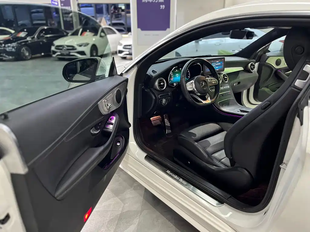 MERCEDES-BENZ C CLASS