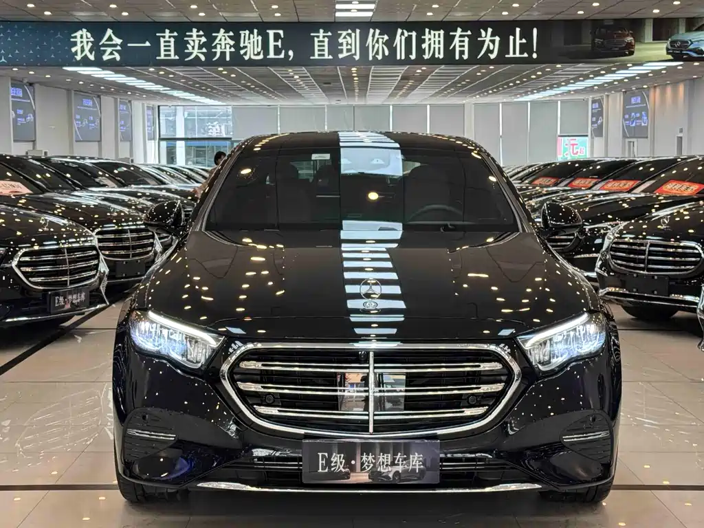 Mercedes-Benz E-Class 2025