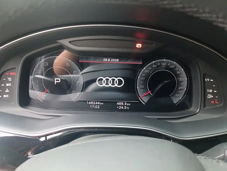 Audi Q7 — миниатюра 14