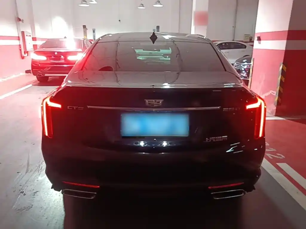 Cadillac CT5 — миниатюра 6