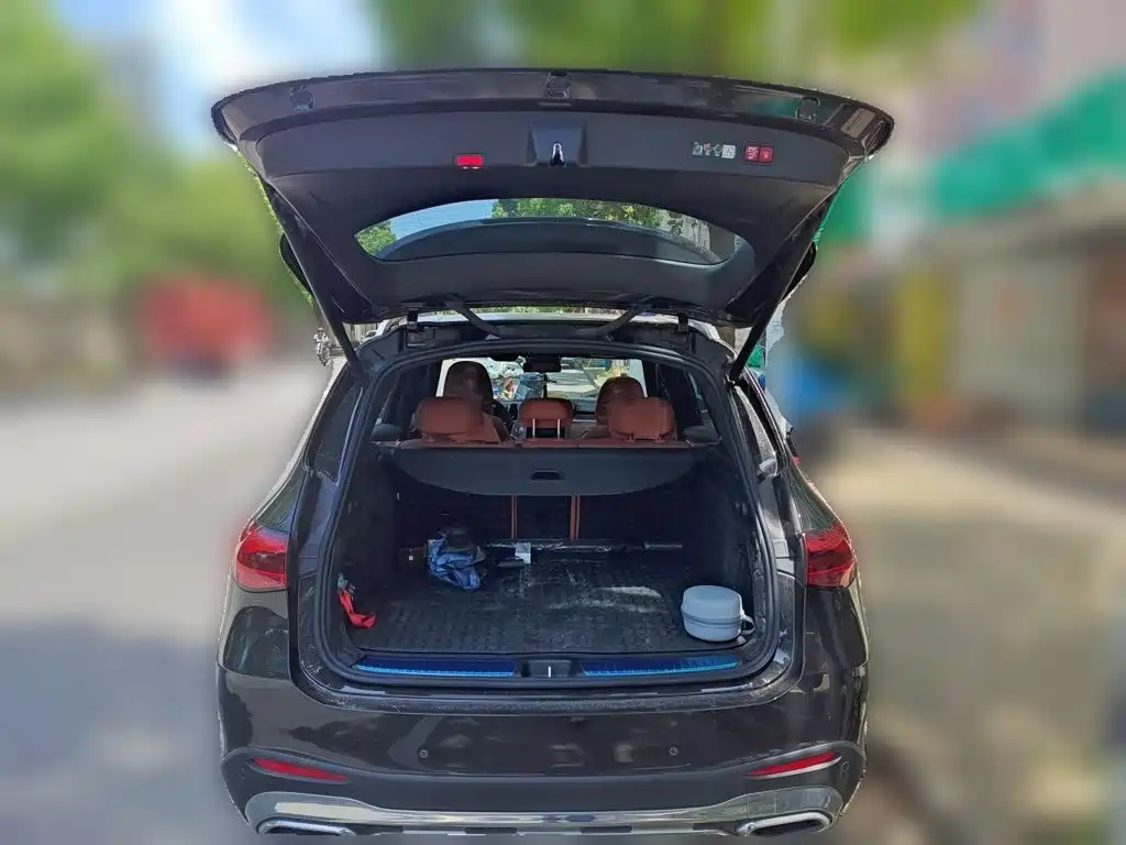 Mercedes-Benz GLC — миниатюра 10