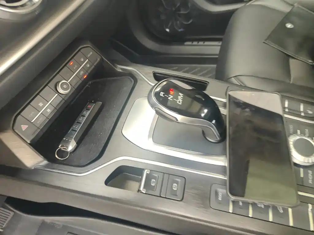 Wey Wey VV6 — миниатюра 14
