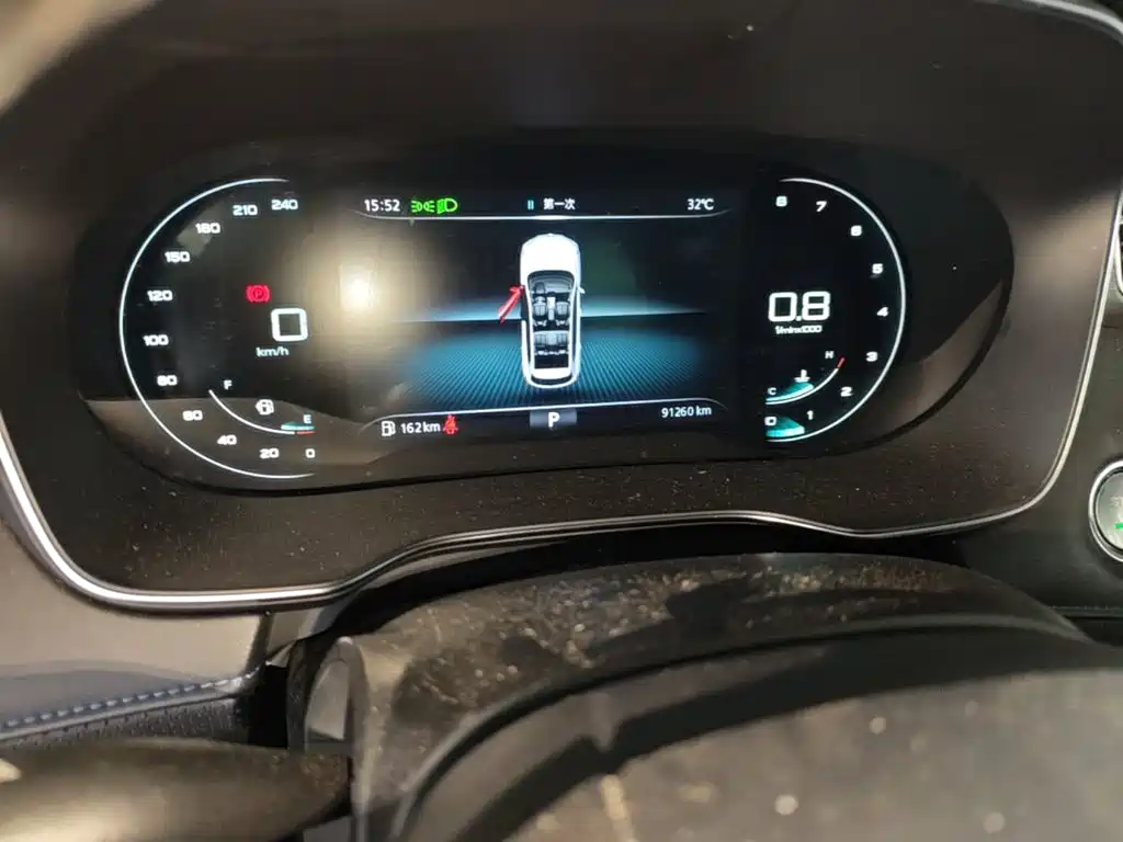 Roewe RX5 — миниатюра 12