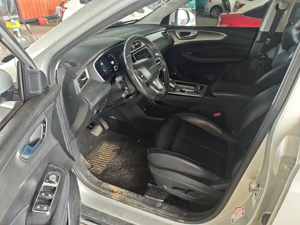 Roewe RX5 — миниатюра 16