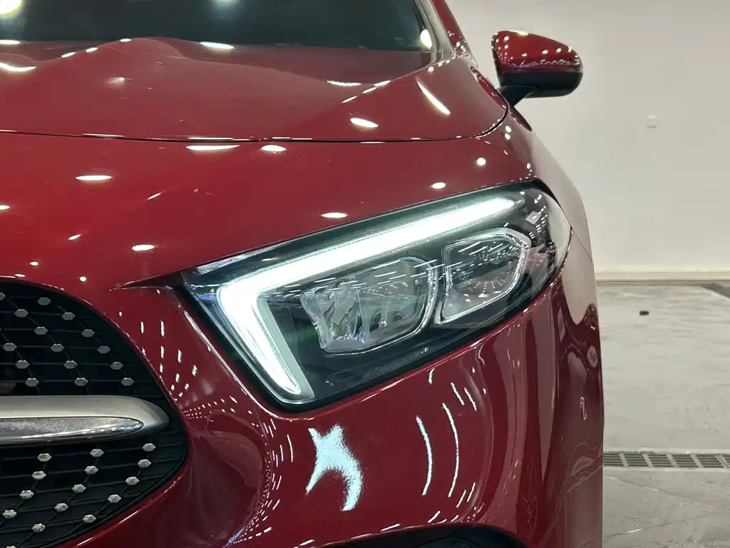 MERCEDES-BENZ A CLASS