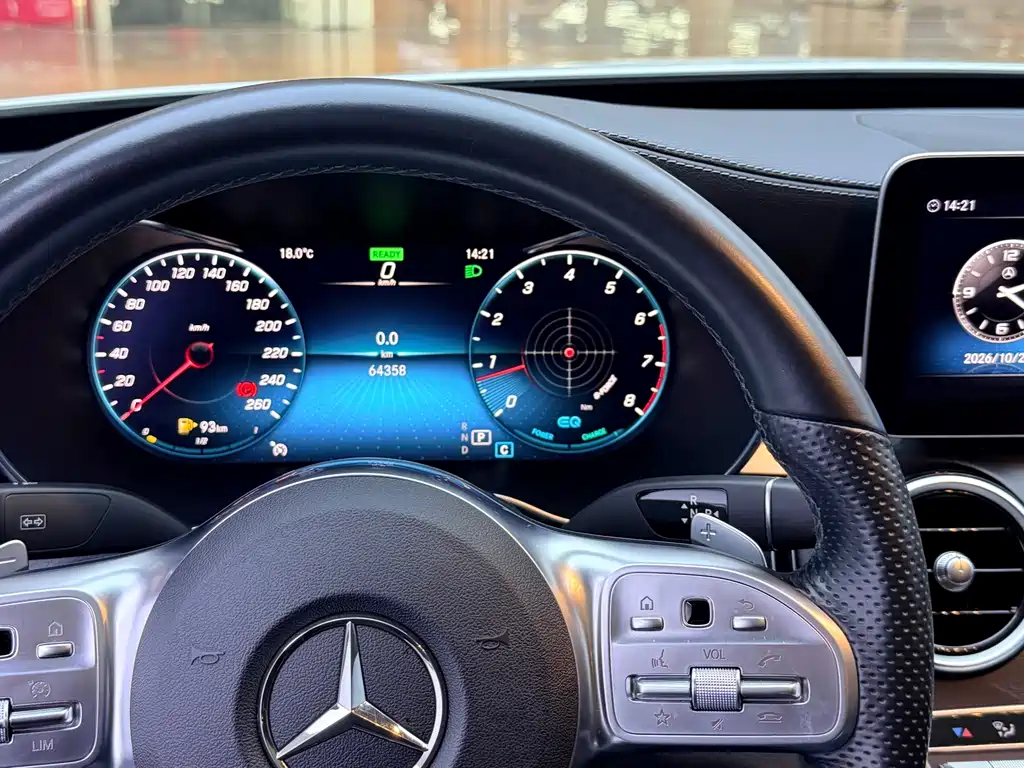 Mercedes-Benz C-Class — миниатюра 3