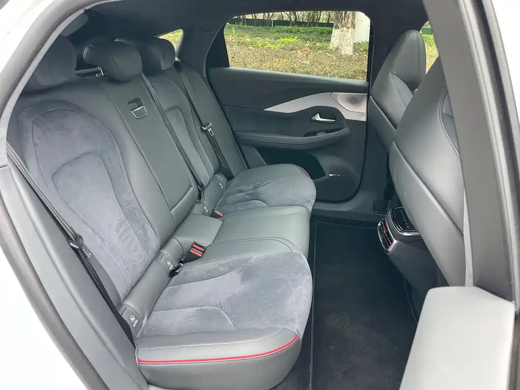 ARCFOX EXTREME FOX POLAR FOX ALPHA S