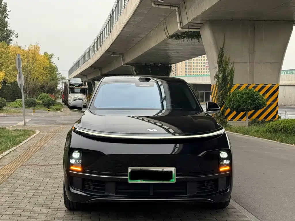 Li Auto Li L8 — миниатюра 2