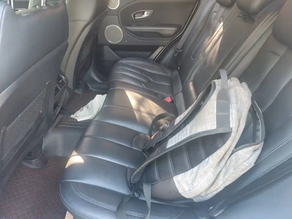 Land Rover Evoque — миниатюра 18