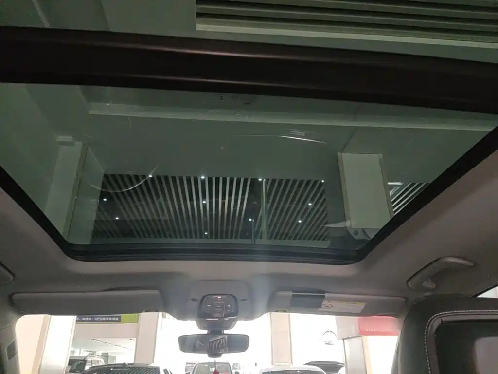 Audi Q5L — миниатюра 18