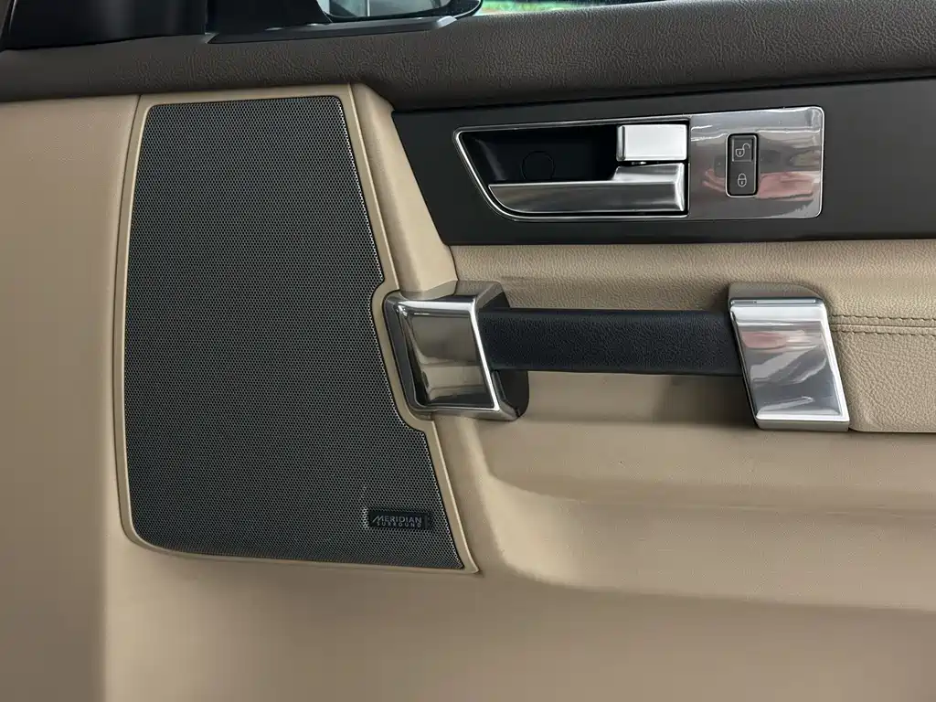 Land Rover Discovery — миниатюра 14