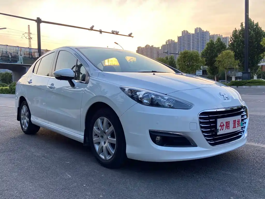 Peugeot 308 — миниатюра 3