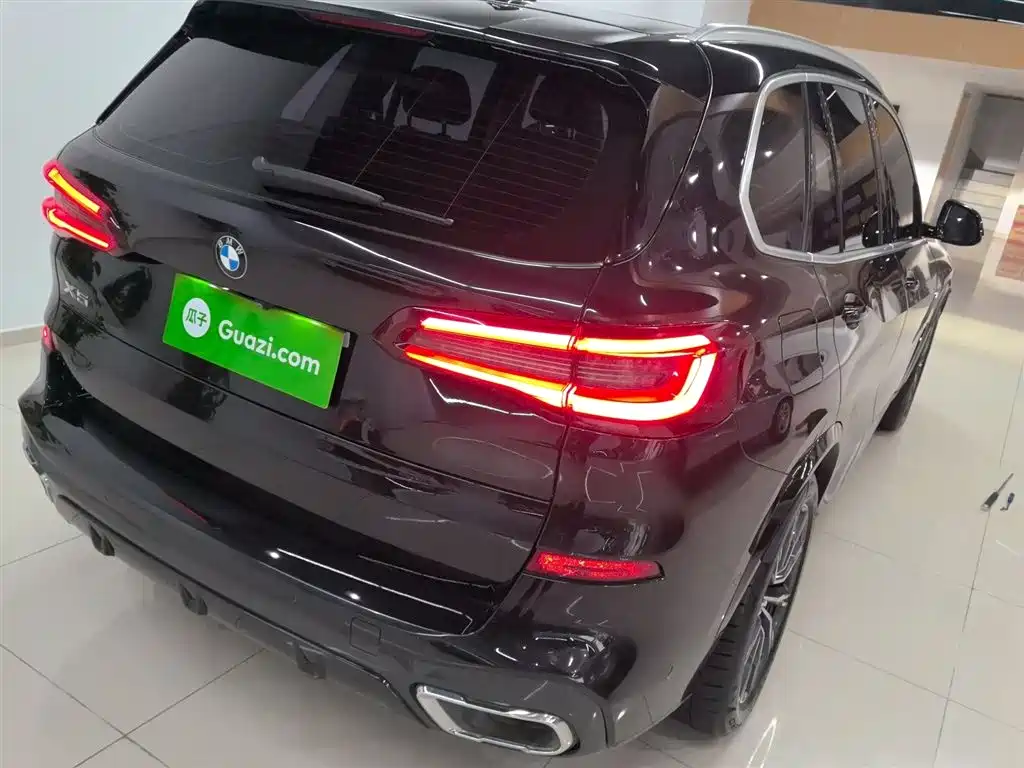 BMW X5 2021 xDrive40i M Sport