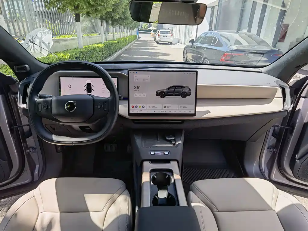 Volvo гибрид Volvo XC70 plug-in — миниатюра 15