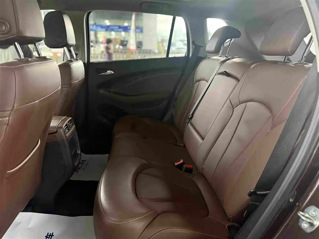 Buick Envision Plus — миниатюра 10