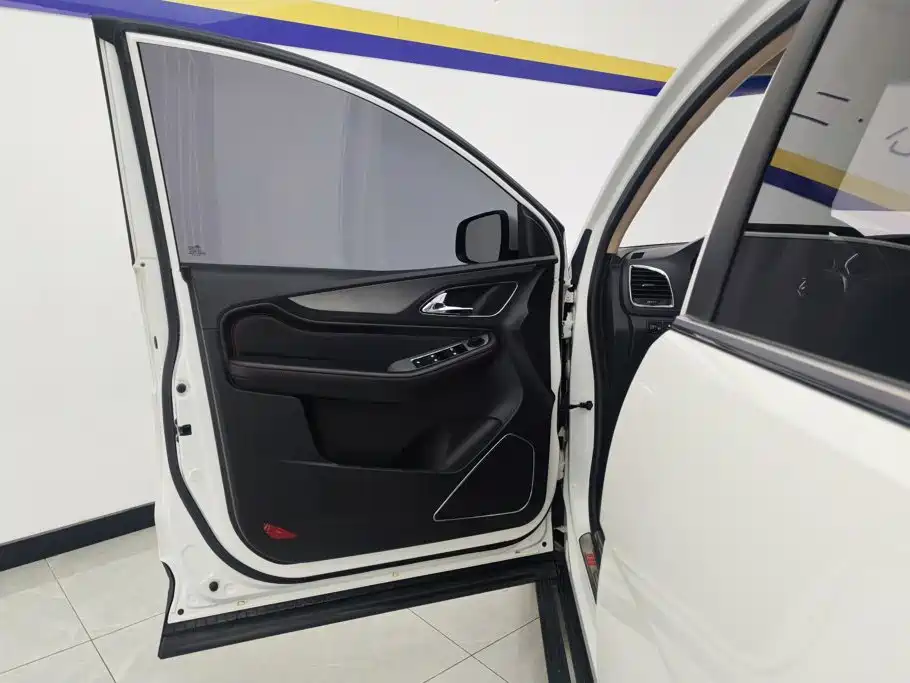 Baojun 560 — миниатюра 7