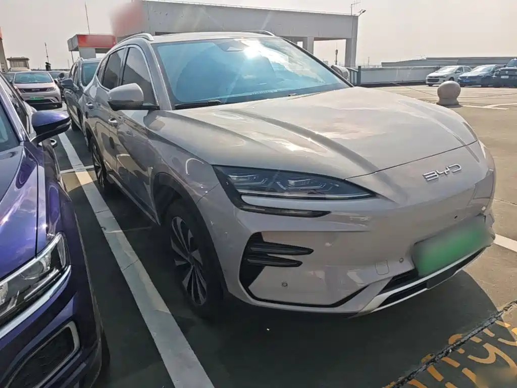 BYD PLUS New Energy — миниатюра 4