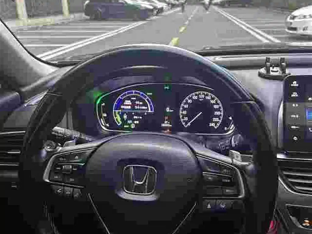 Honda Accord — миниатюра 8