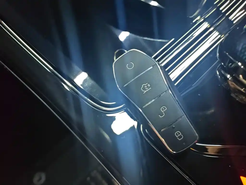BYD Han — миниатюра 9