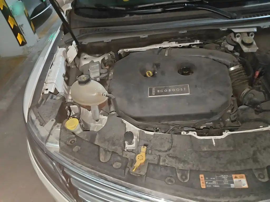 Lincoln MKC — миниатюра 21