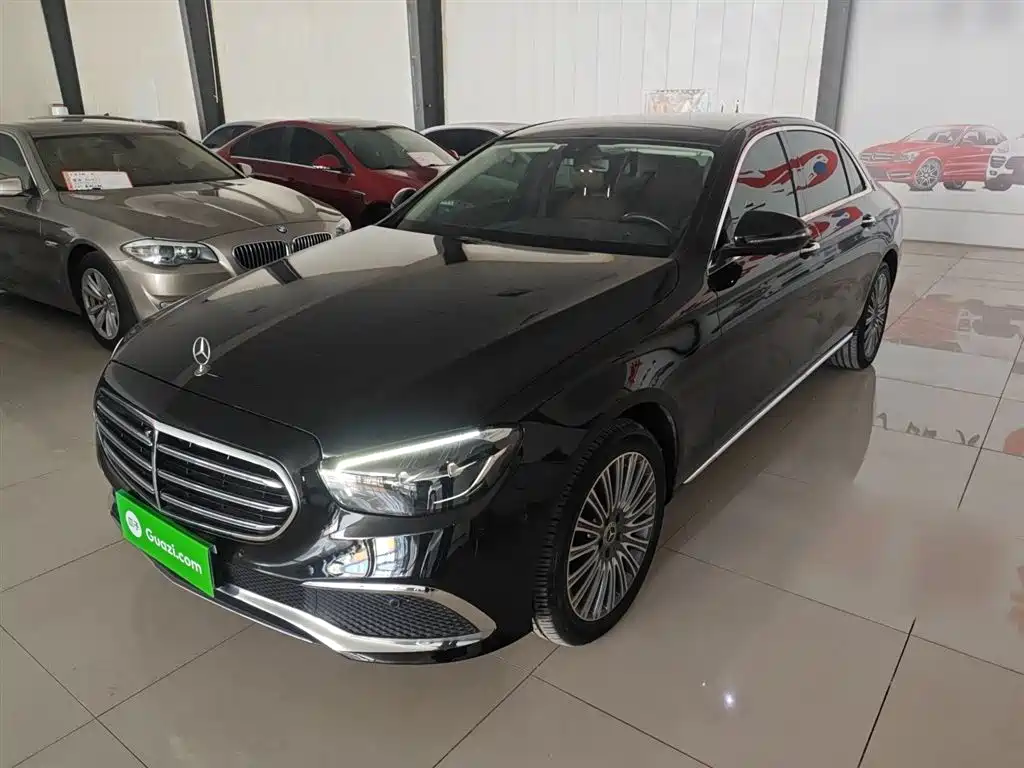 Mercedes-Benz E-Class 2022