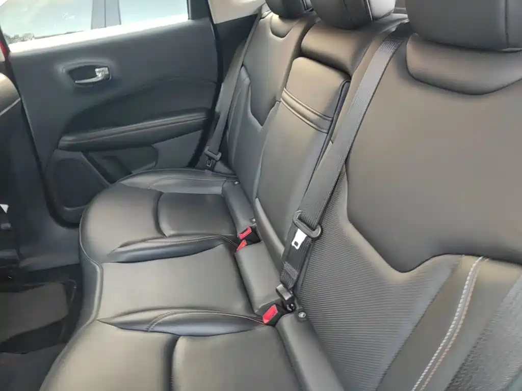 Jeep Compass — миниатюра 22