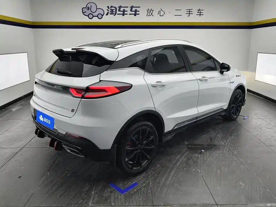 Geely Emgrand S — миниатюра 3