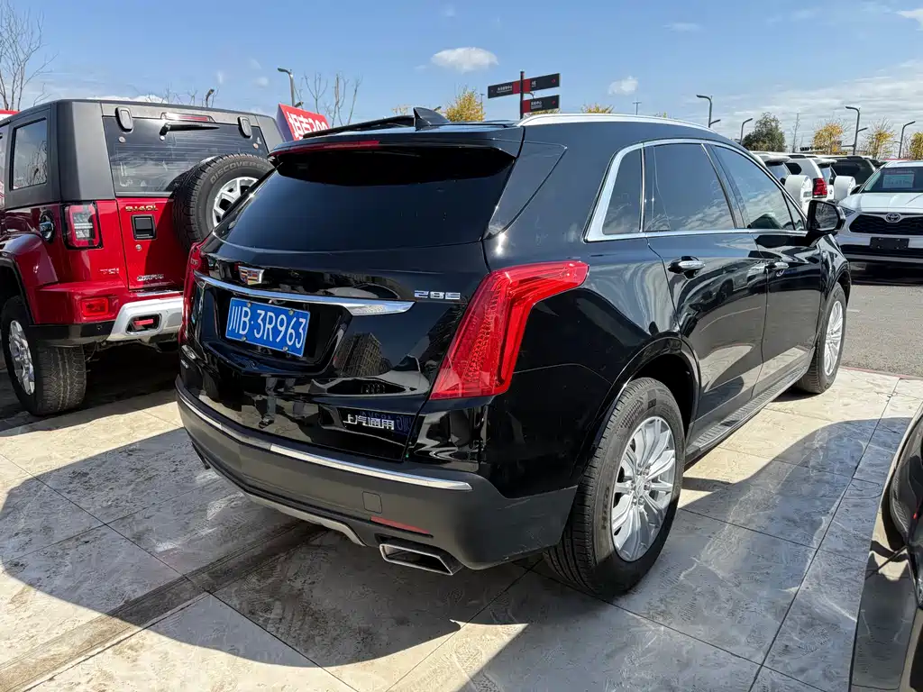 CADILLAC XT5