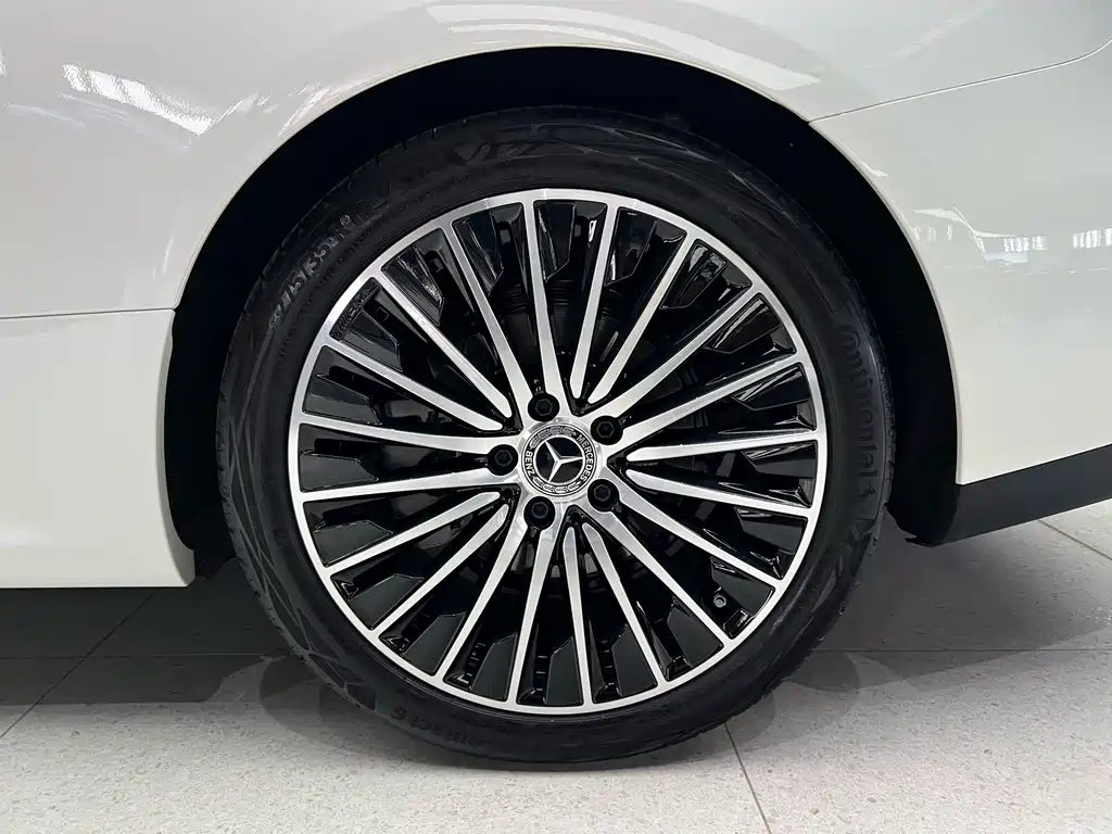 Mercedes-Benz CLE — миниатюра 8