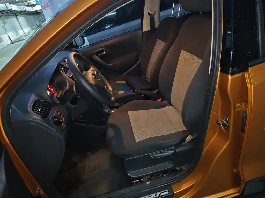 Volkswagen Polo — миниатюра 8