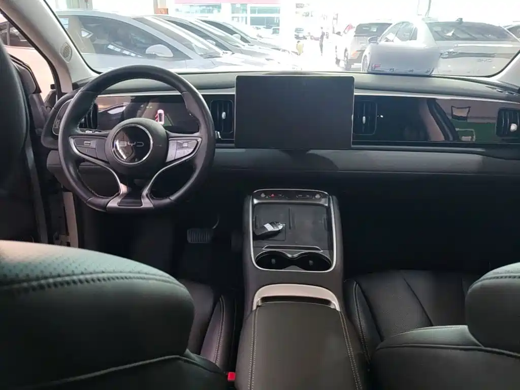 BYD Морской лев 05 EV — миниатюра 10