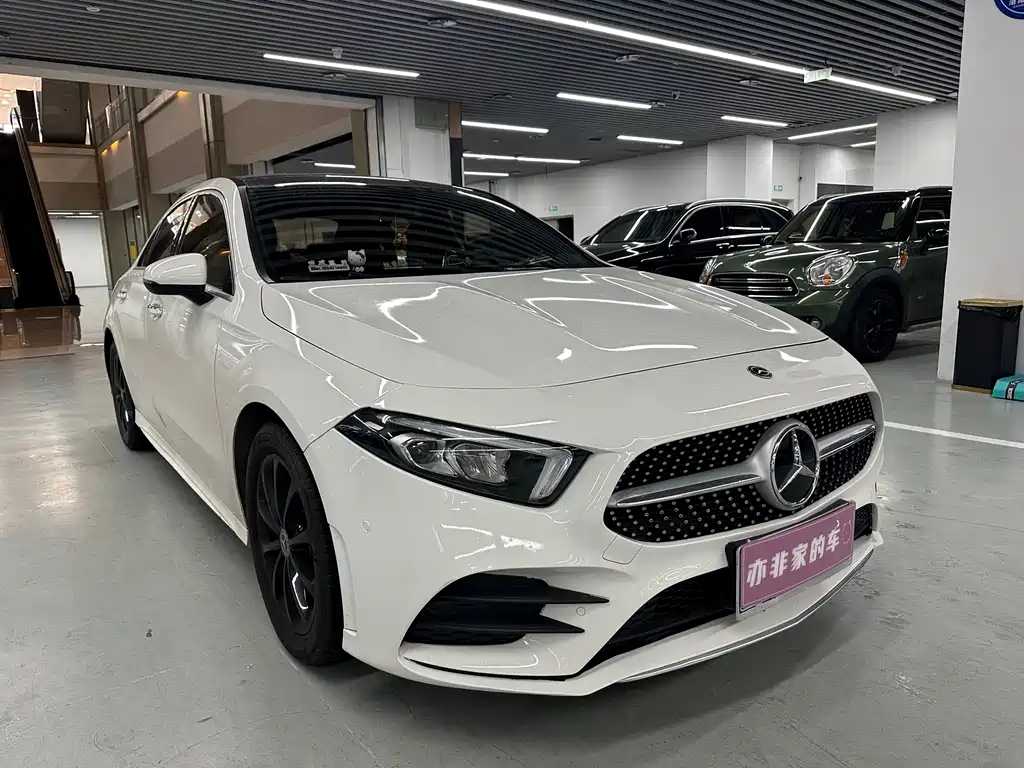 MERCEDES-BENZ A CLASS