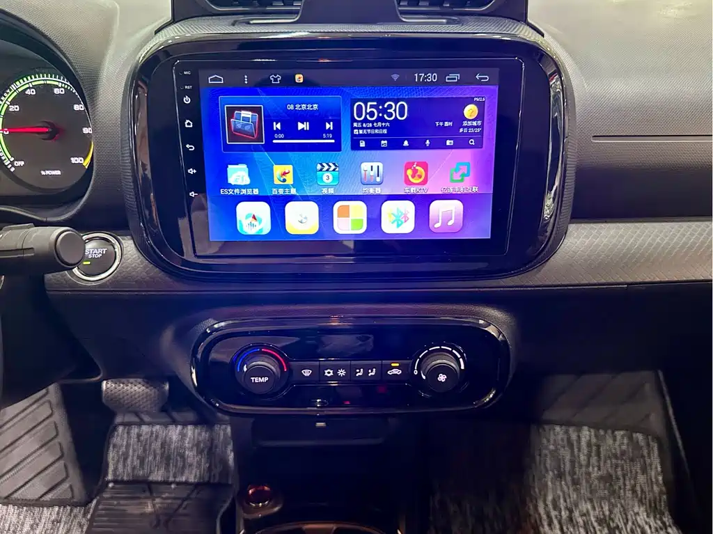 Roewe Clever — миниатюра 15
