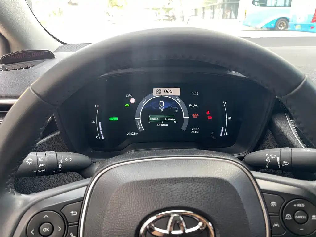 Toyota Corolla — миниатюра 10