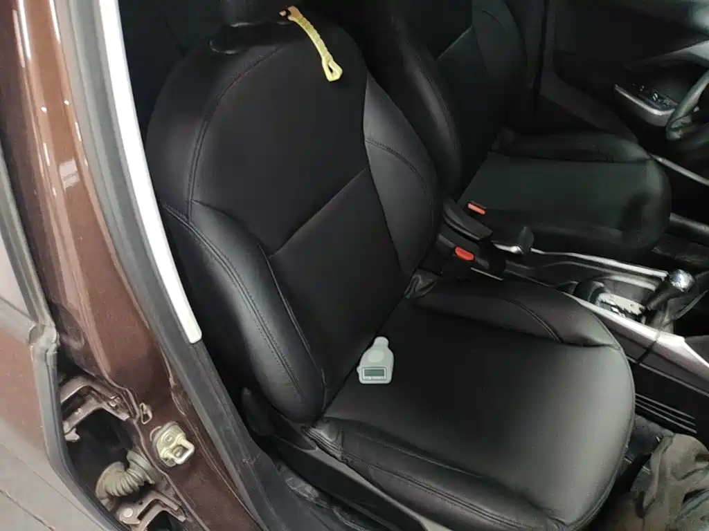 Peugeot 2008 — миниатюра 25