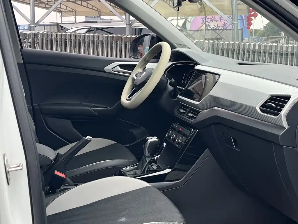 VOLKSWAGEN EXPLORING THE SHADOW