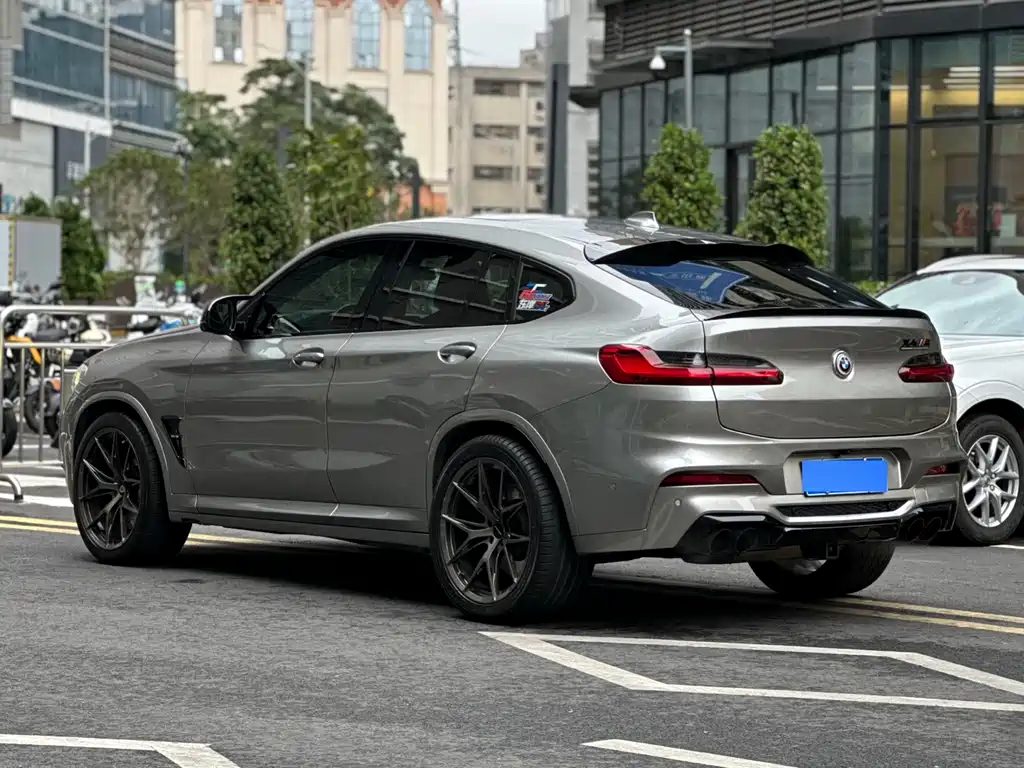 BMW X4 M