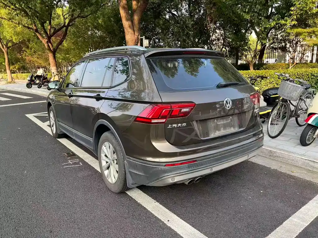 Volkswagen Tiguan L — миниатюра 5