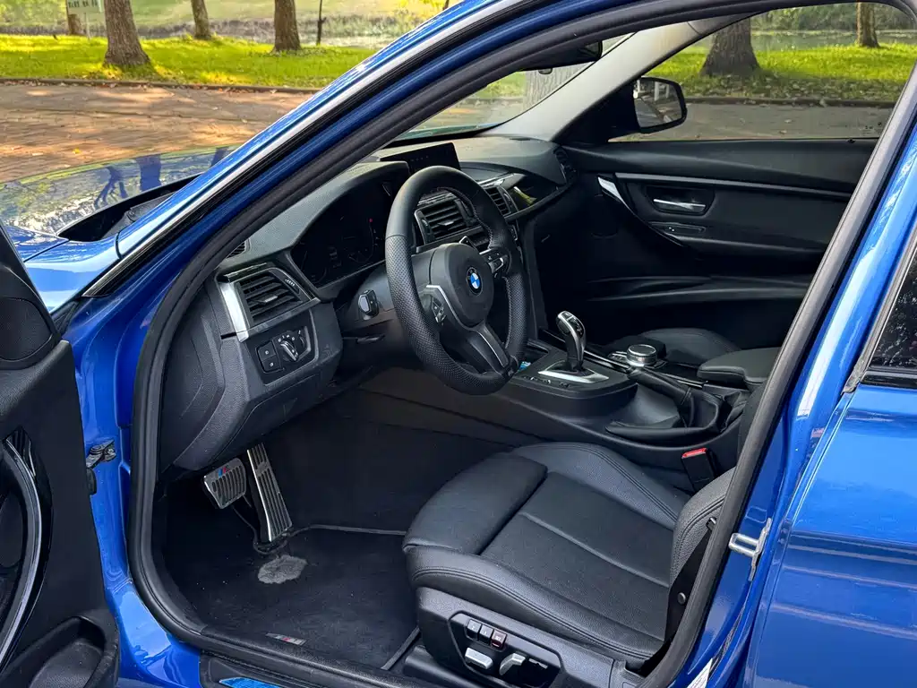 BMW 3 Series — миниатюра 5
